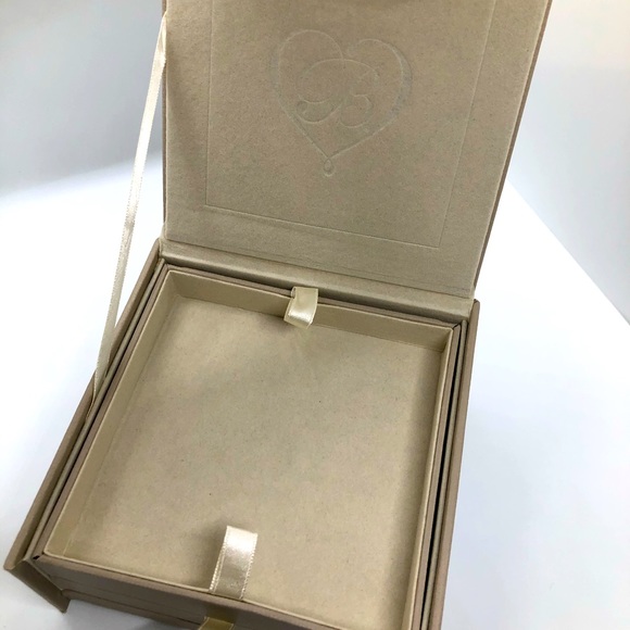 Brighton jewelry organizer New
